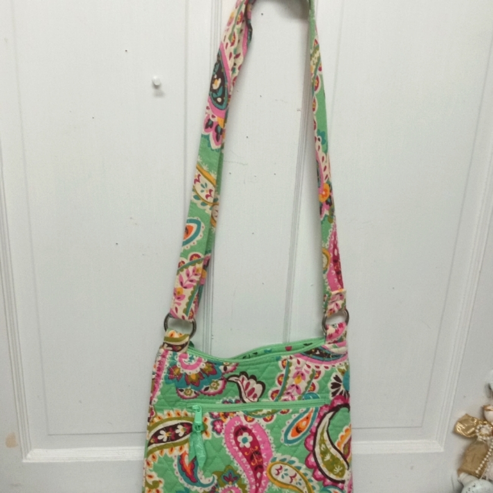 Vera Bradley Quitted Green Adjustable Crossbody Women's Purse - Picture 7 of 9